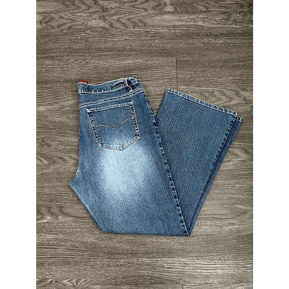 Gloria Vanderbilt Jeans Blue Bootcut Jeans Size 16P Mid Rise Denim Pockets - Picture 2 of 10